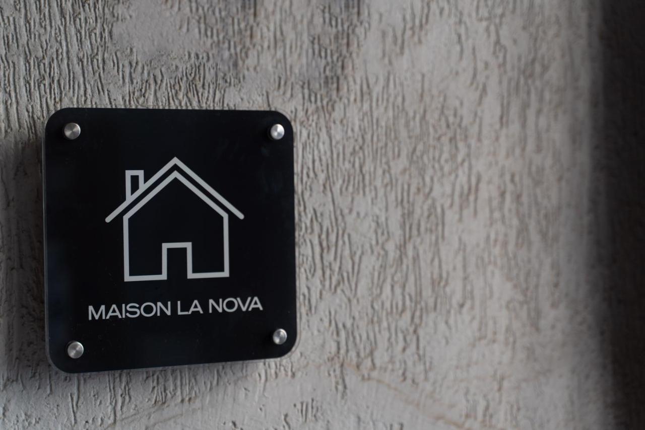 Maison La Nova Neapel Exteriör bild